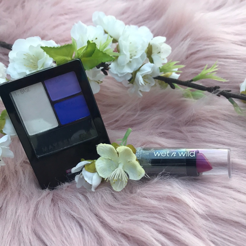 Makeup Bundle - Picture 6 of 7